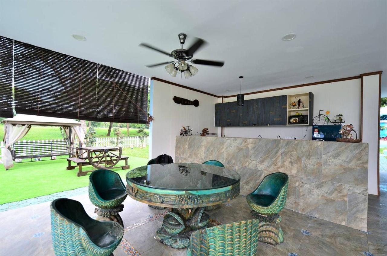 Atlantis Dome Villa Lot 3108 Alor Gajah Luaran gambar